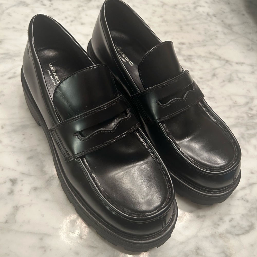 Vagabond Black Loafers